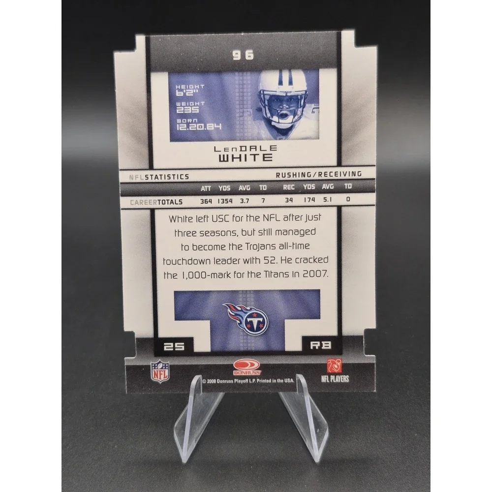 2008 Donruss Elite LenDale White #96;Status Die-Cut Red /25 Tennessee Titans SP